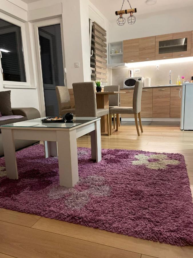 Apartman Mik Újvidék Kültér fotó